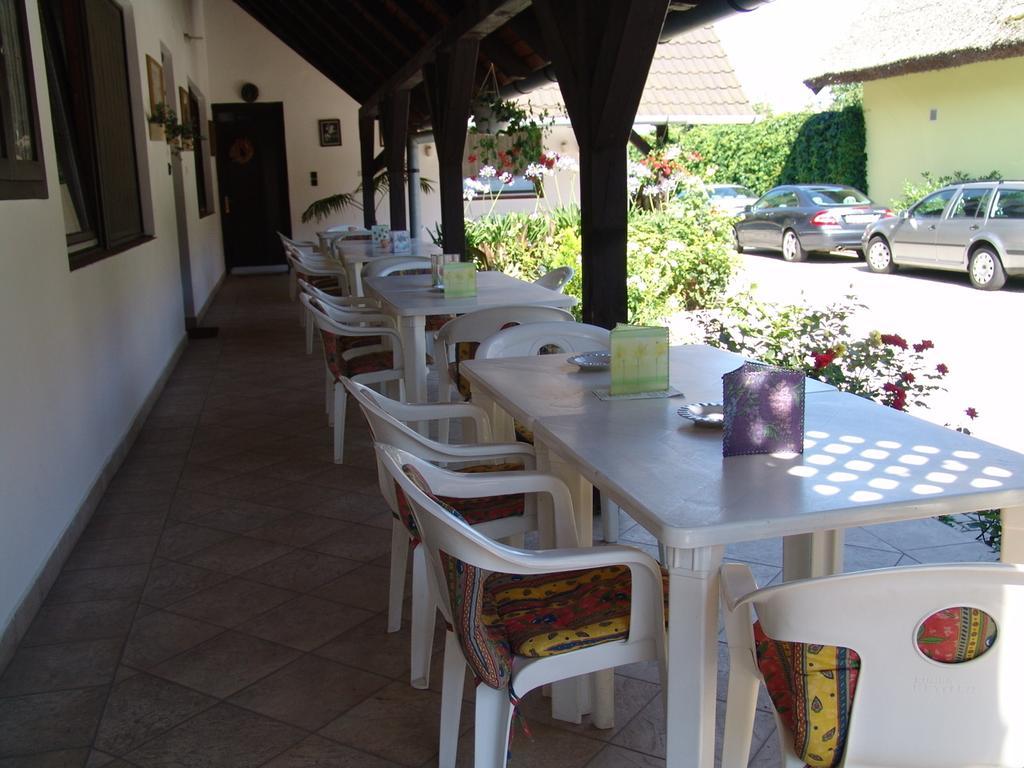 Eifert Haz Bed & Breakfast Balatongyorok Phòng bức ảnh